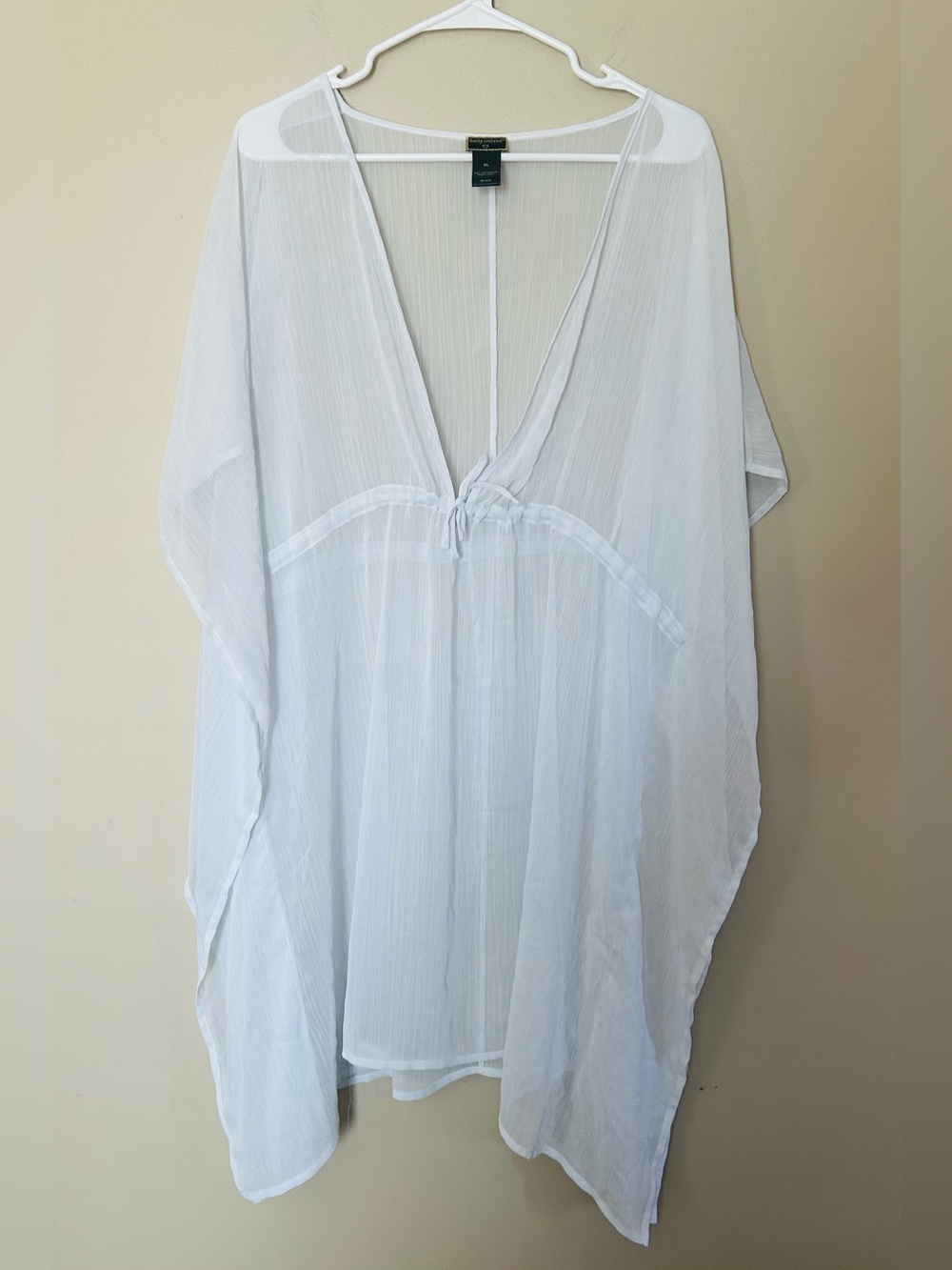 Kathy Ireland White Women's Swim Cover-Up Tunic - Elegant Beach Kaftan
